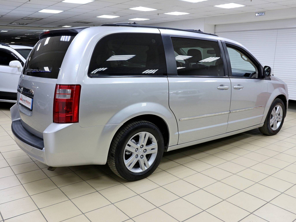 Dodge Caravan