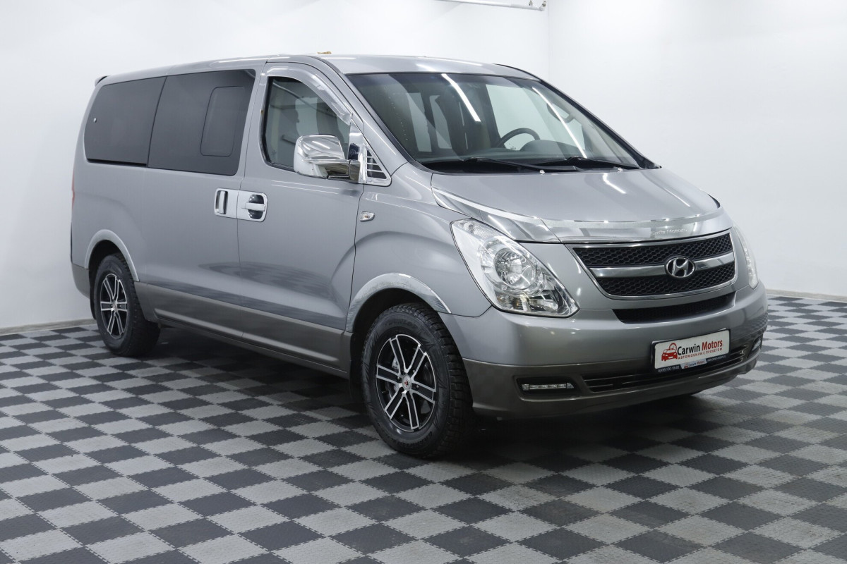 Hyundai Grand Starex