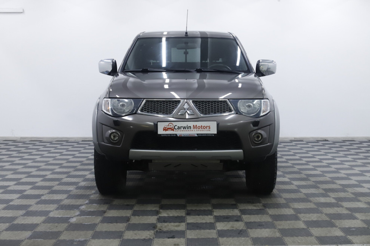 Mitsubishi L200