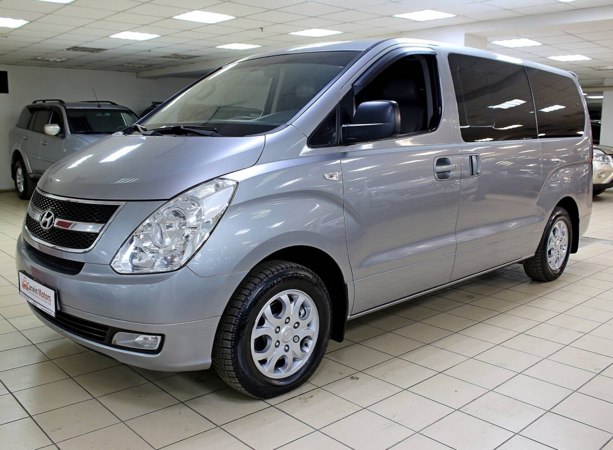 Hyundai Grand Starex