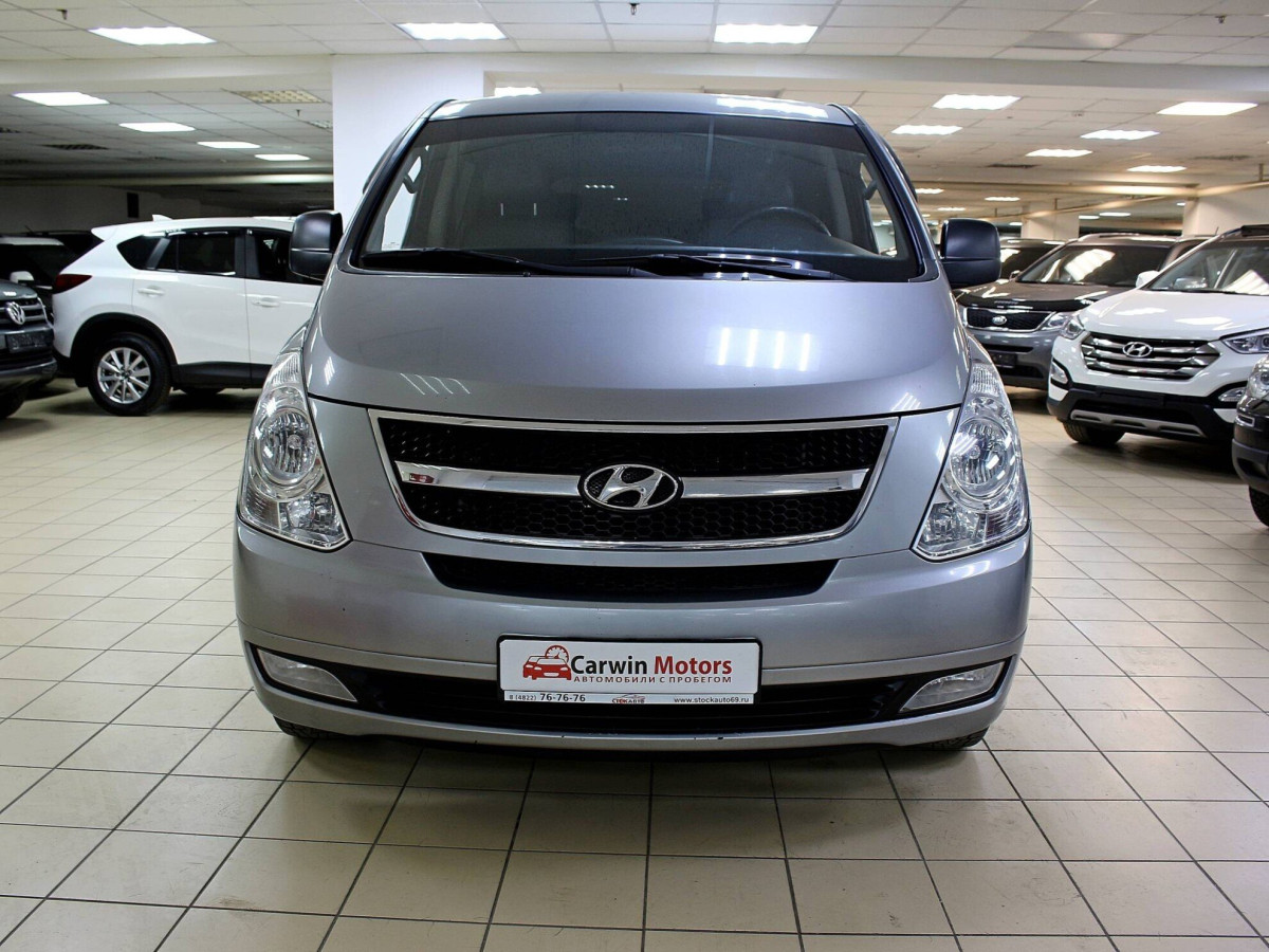 Hyundai Grand Starex