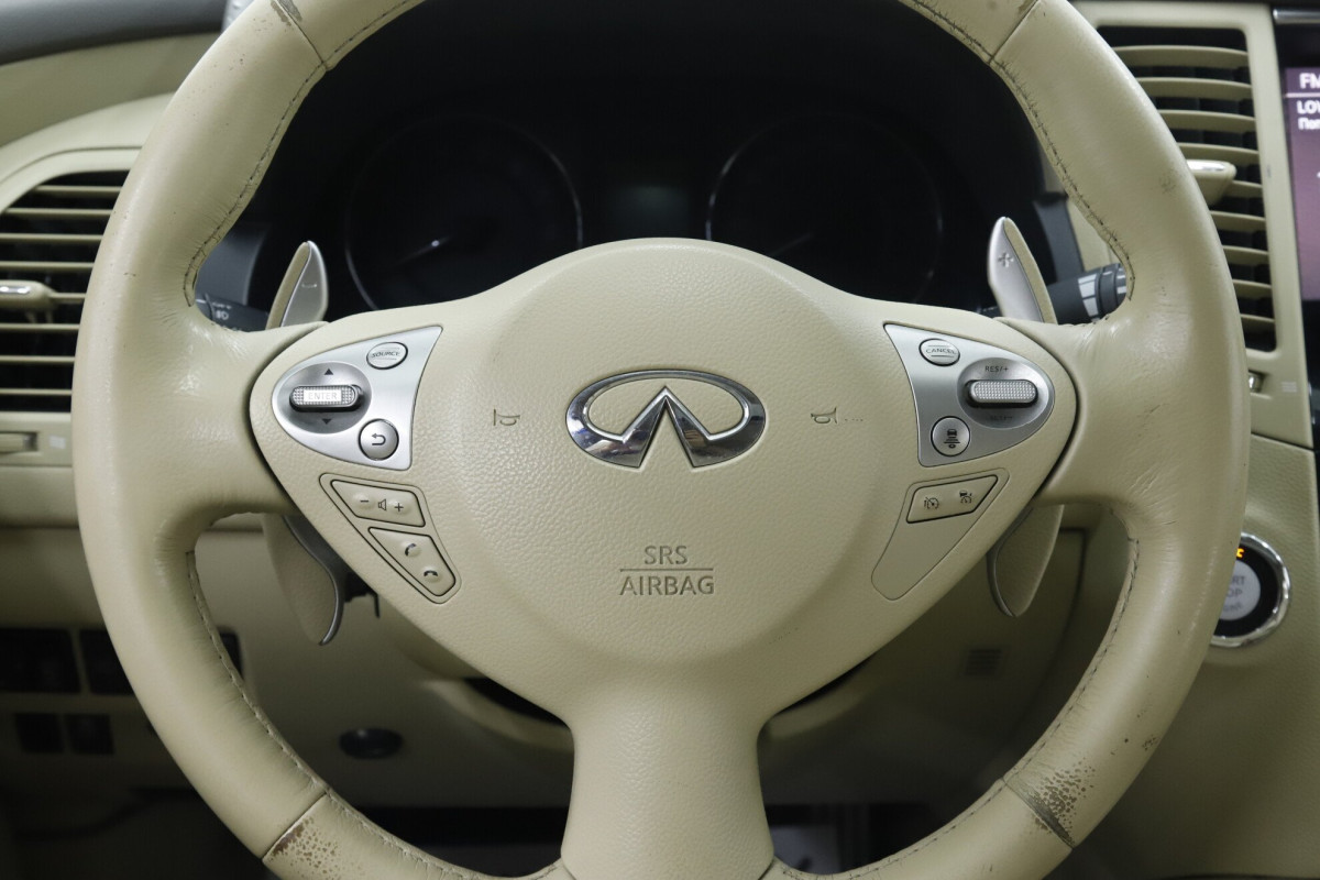 Infiniti FX