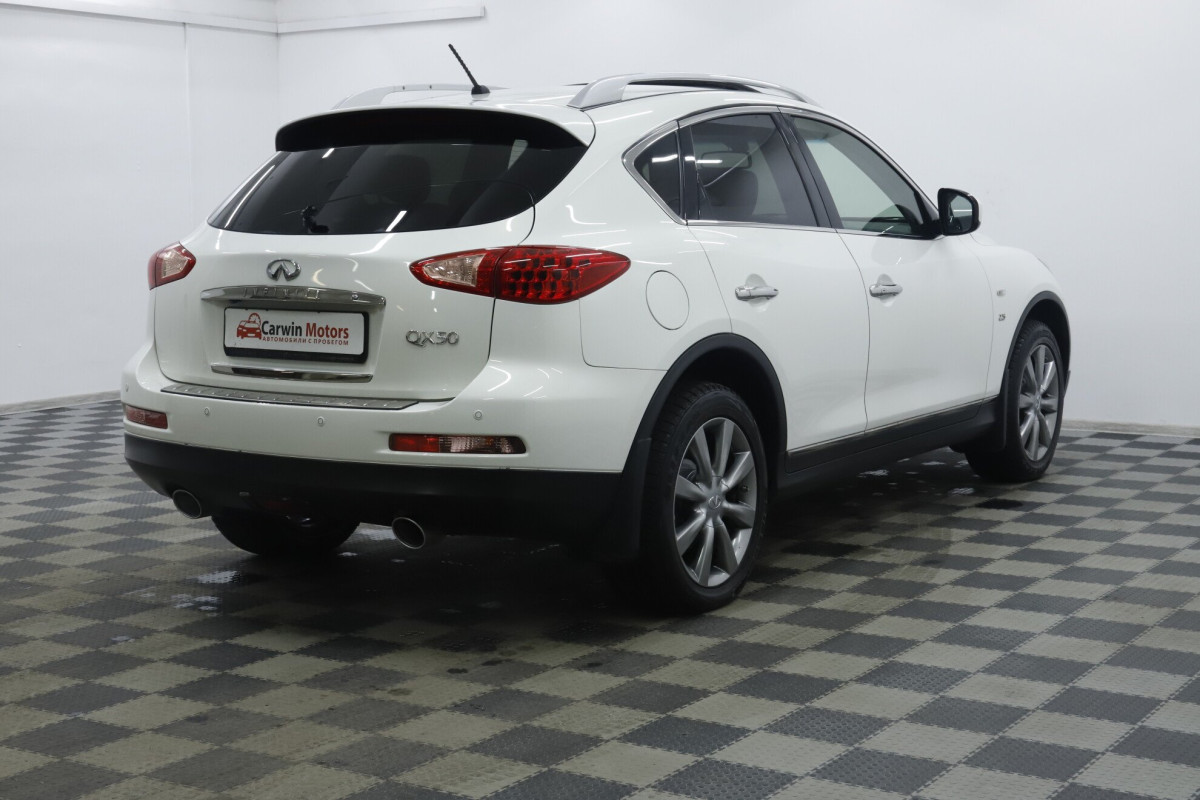 Infiniti QX50