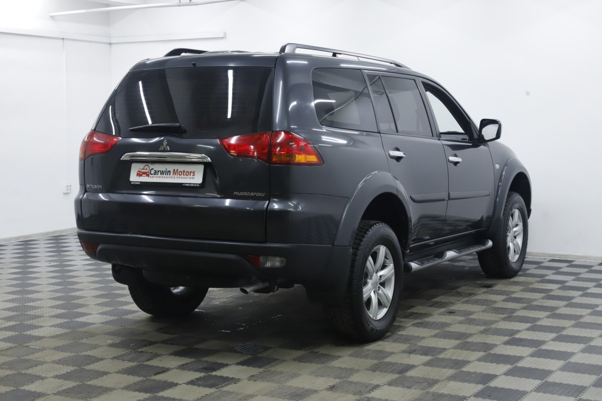 Mitsubishi Pajero Sport