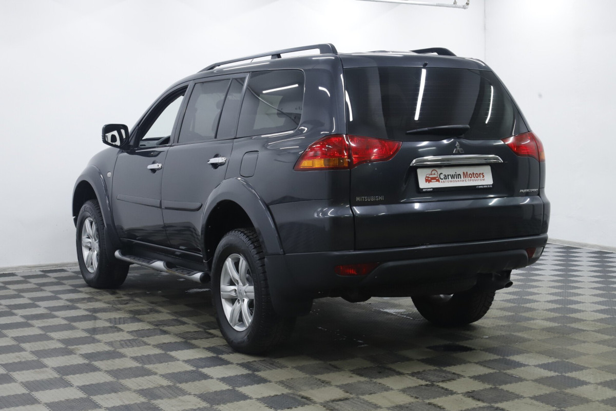 Mitsubishi Pajero Sport