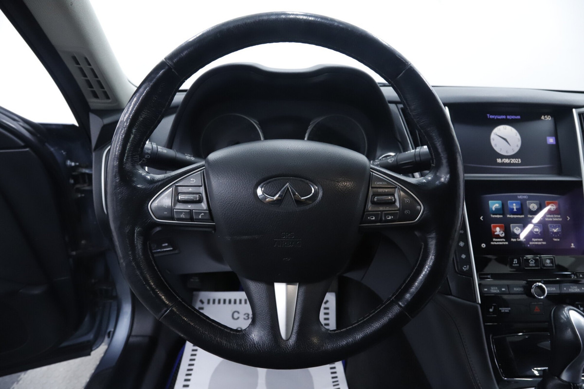 Infiniti Q50