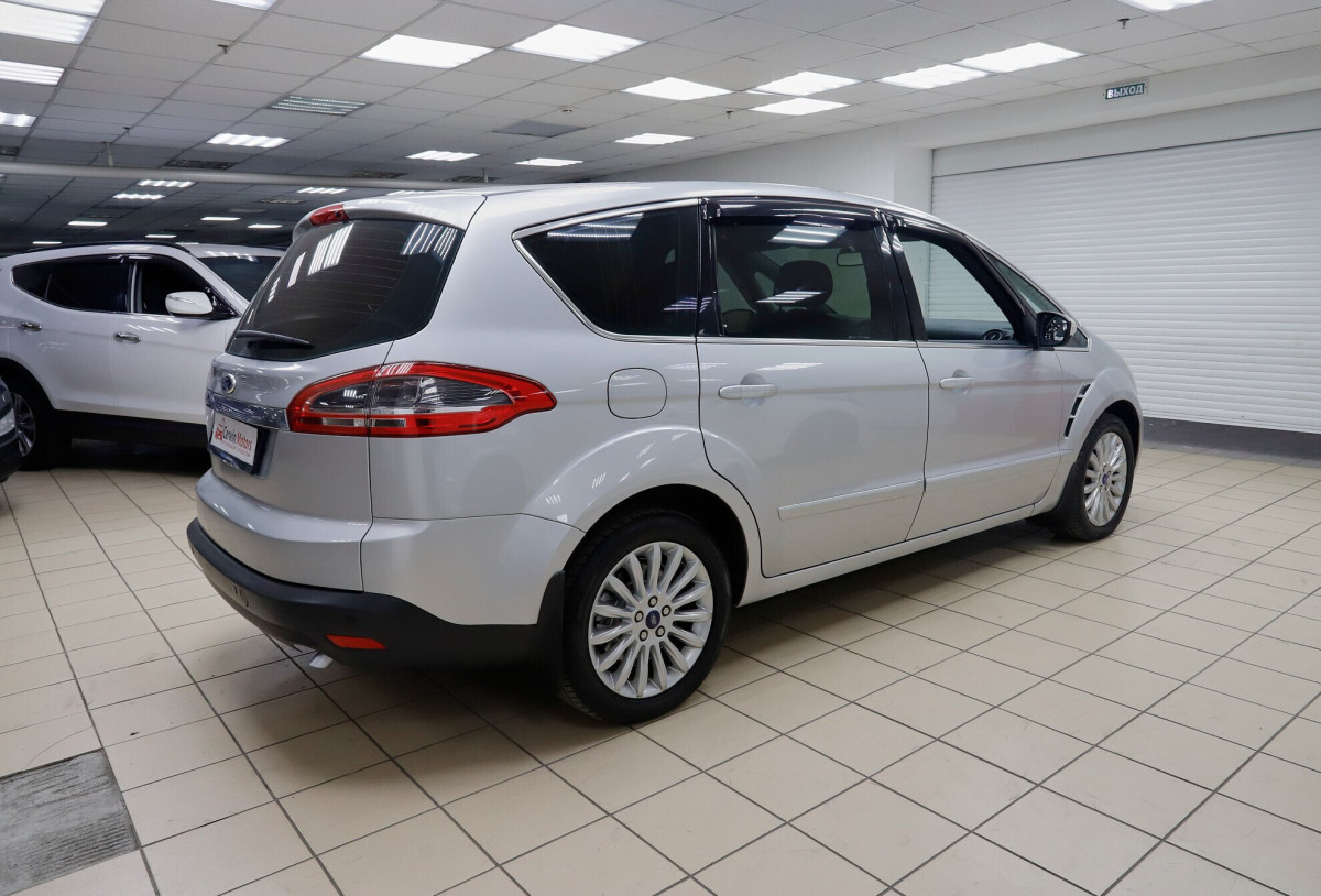 Ford S-MAX