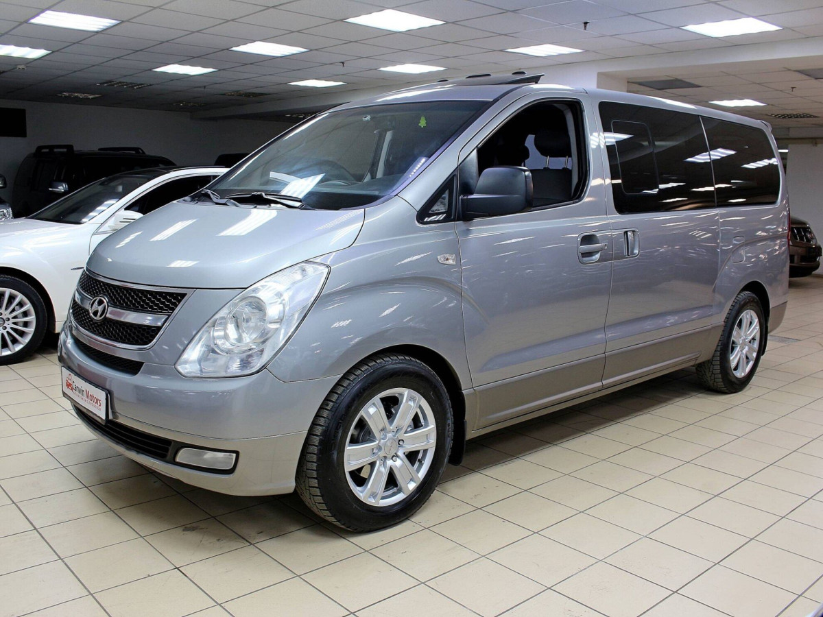 Hyundai Grand Starex