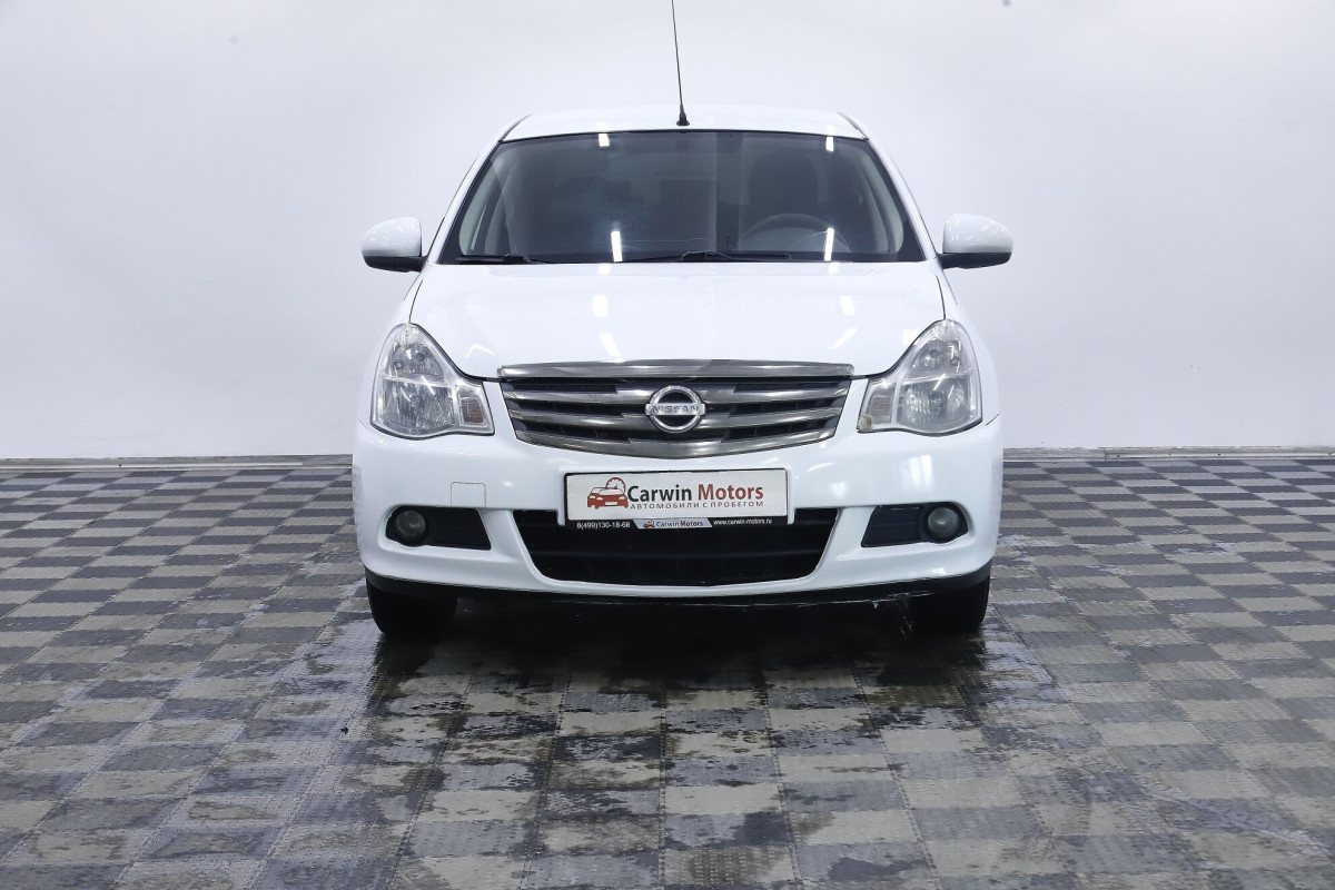 Nissan Almera