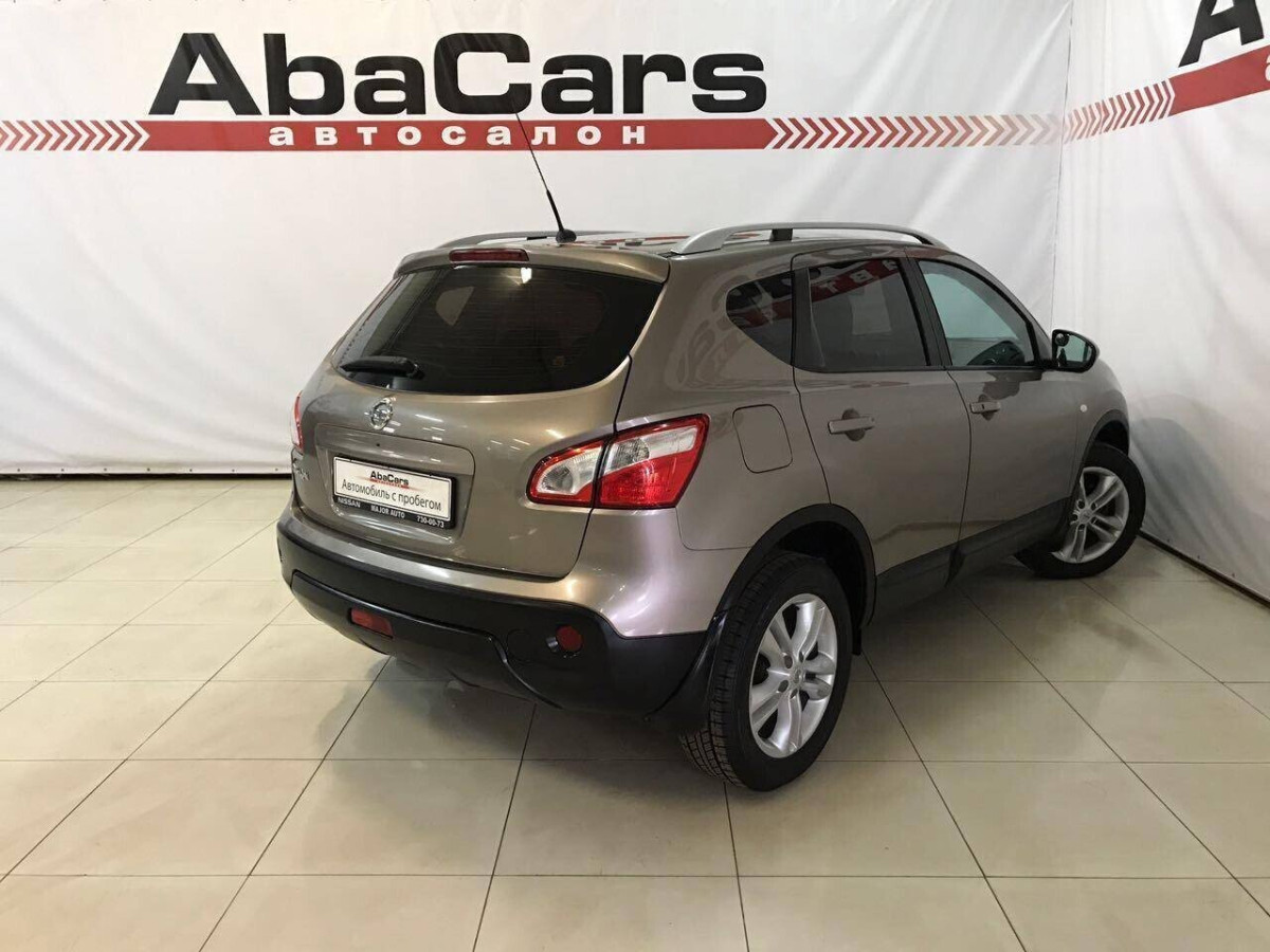 Nissan Qashqai+2