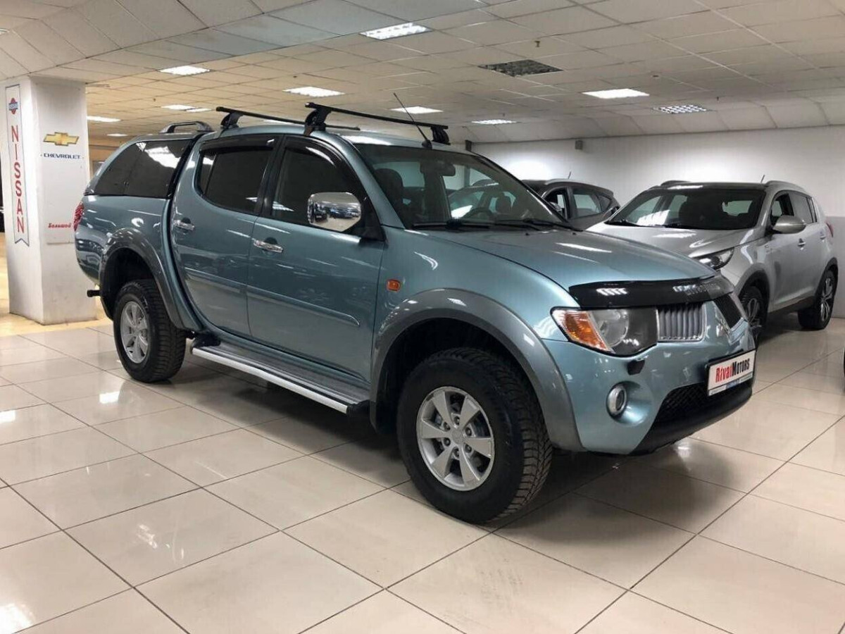 Mitsubishi L200