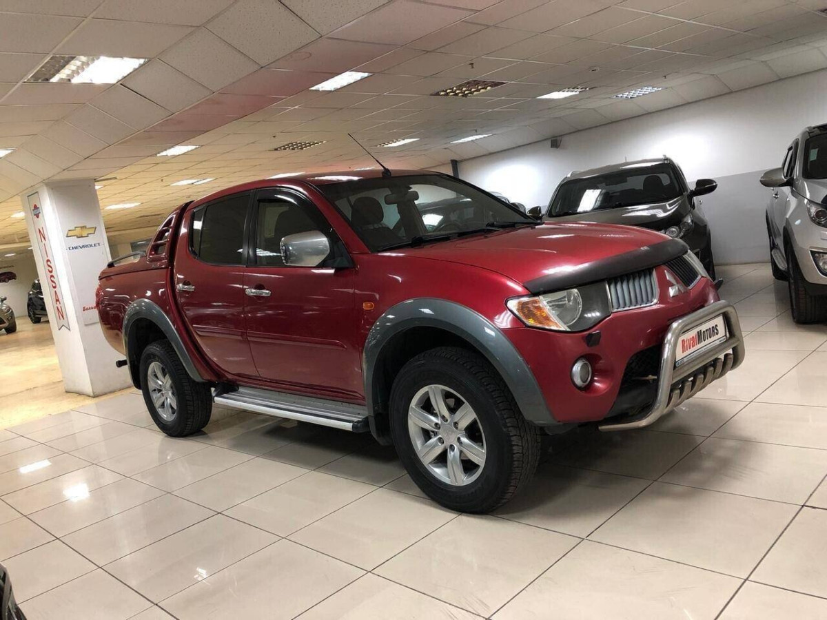 Mitsubishi L200