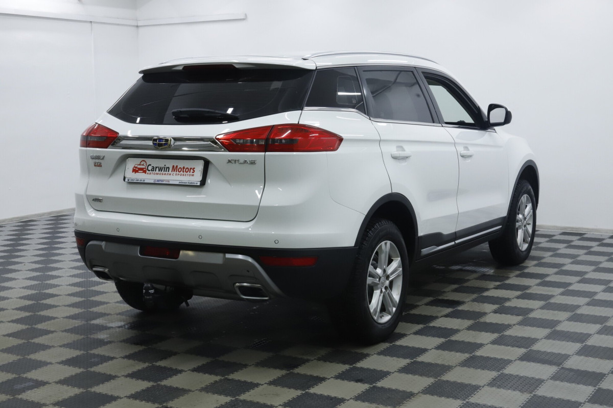 Geely Atlas