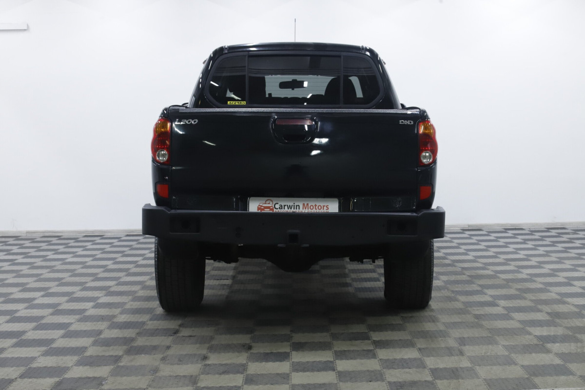 Mitsubishi L200