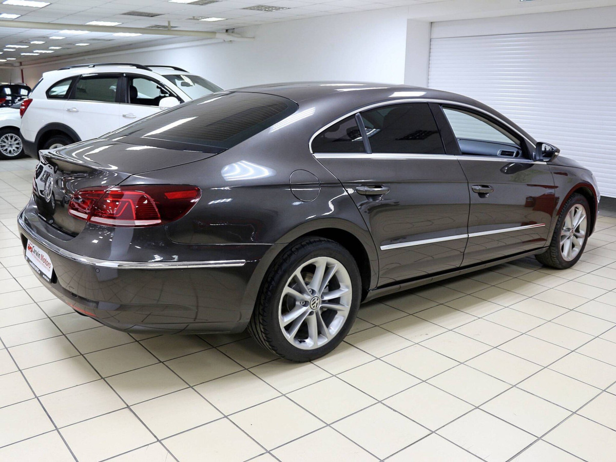 Volkswagen Passat CC