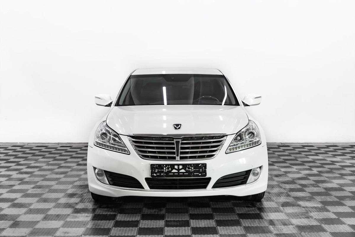 Hyundai Equus