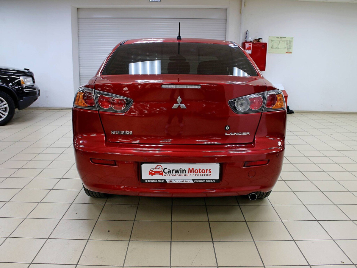 Mitsubishi Lancer