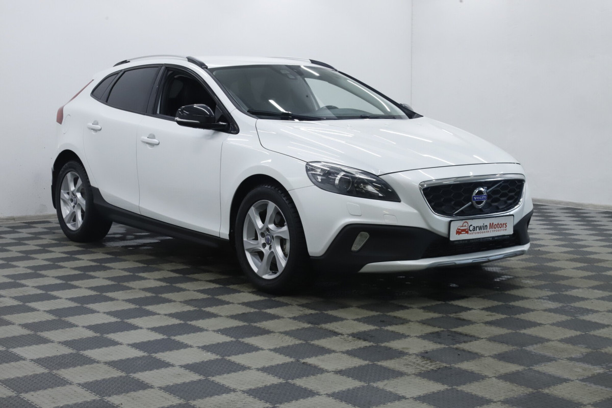 Volvo V40