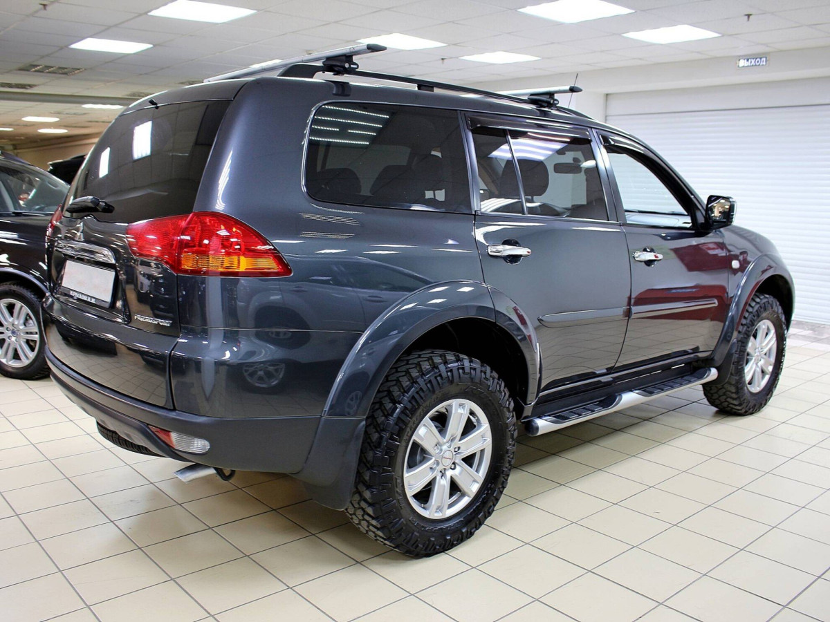 Mitsubishi Pajero Sport