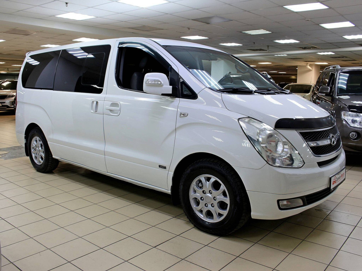 Hyundai Grand Starex