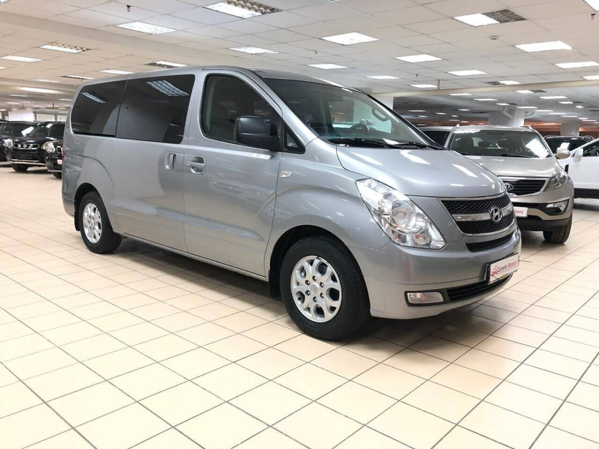 Hyundai Grand Starex