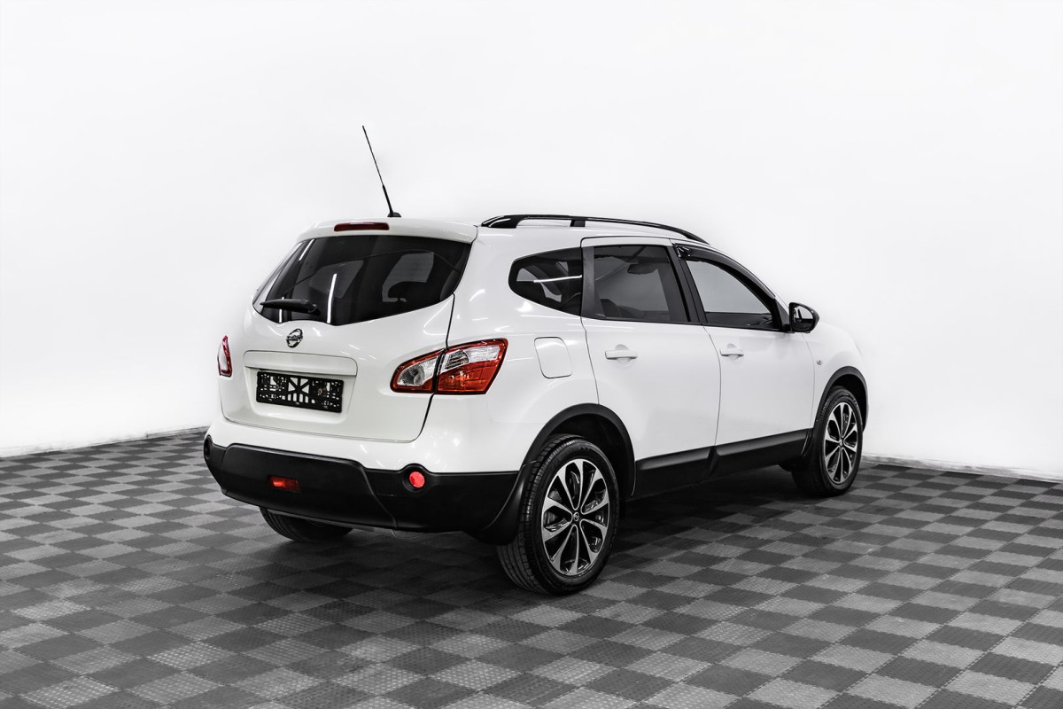 Nissan Qashqai+2