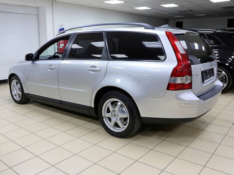 Volvo V50