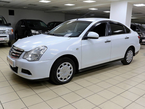 Nissan Almera