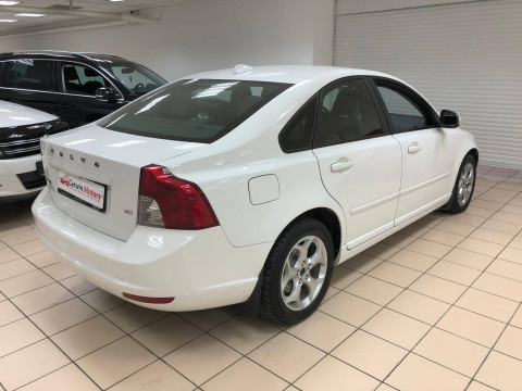 Volvo S40