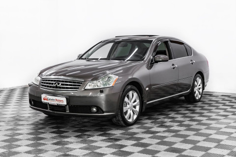 Infiniti M