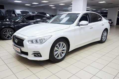 Infiniti Q50