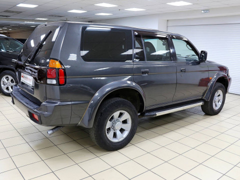 Mitsubishi Pajero Sport